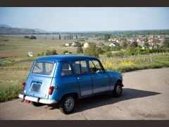 Louer une RENAULT 4 GTL Clan de de 1992 (Photo 3)