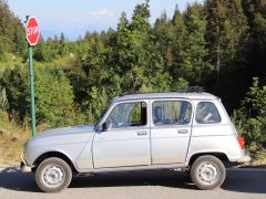 Louer une RENAULT 4 GTL Clan de de 1993 (Photo 4)