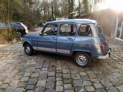 Louer une RENAULT 4 GTL de de 1986 (Photo 2)