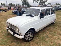 RENAULT 4 Limousine dcouvrable (Photo 1)