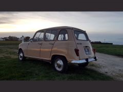 Louer une RENAULT 4 TL de de 1976 (Photo 3)