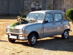 Louer une RENAULT 4 de de 1984 (Photo 2)