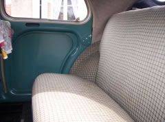 Louer une RENAULT 4CV AFFAIRE de de 1960 (Photo 4)