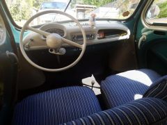 Louer une RENAULT 4CV Affaires de de 1959 (Photo 4)