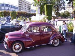 Louer une RENAULT 4CV de de 1951 (Photo 2)