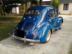RENAULT 4CV (Photo 2)