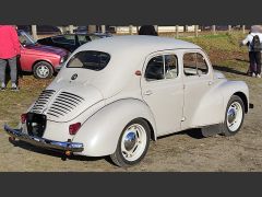 Louer une RENAULT 4CV de de 1957 (Photo 2)