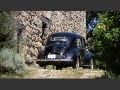 Louer une RENAULT 4CV de de 1960 (Photo 4)