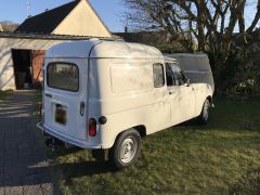 Louer une RENAULT 4L F4 de de 1980 (Photo 2)