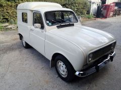 Louer une RENAULT 4L F4 de de 1986 (Photo 1)