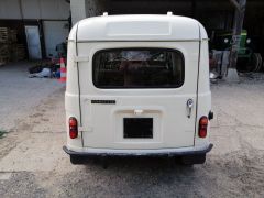 Louer une RENAULT 4L F4 de de 1986 (Photo 4)