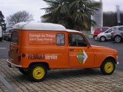 Louer une RENAULT 4L Fourgon de de 1985 (Photo 5)