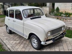 Louer une RENAULT 4L GTL de 1981 (Photo 1)
