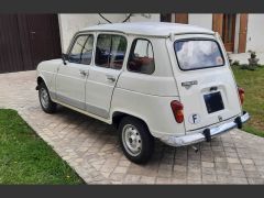 Louer une RENAULT 4L GTL de de 1981 (Photo 2)