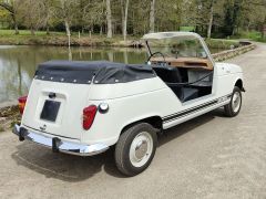 Louer une RENAULT 4l Plein Air  de de 1968 (Photo 2)