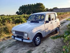 Louer une RENAULT 4L Savane de de 1992 (Photo 1)