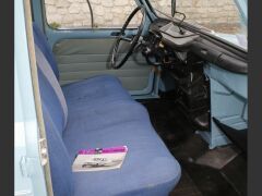 Louer une RENAULT 4L Super  de de 1962 (Photo 5)