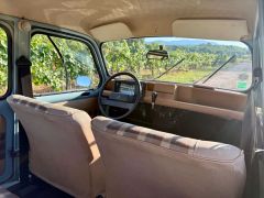 Louer une RENAULT 4L TL de de 1985 (Photo 5)
