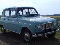 Louer une RENAULT 4L de de 1966 (Photo 2)