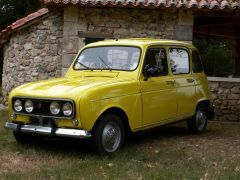 Louer une RENAULT 4L de de 1974 (Photo 1)