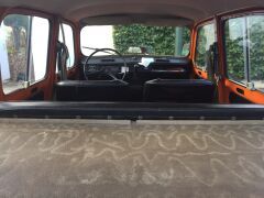 Louer une RENAULT 4L de de 1975 (Photo 5)