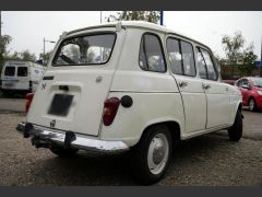 Louer une RENAULT 4L de de 1979 (Photo 3)