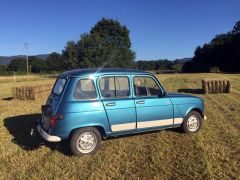 Louer une RENAULT 4L de de 1988 (Photo 2)