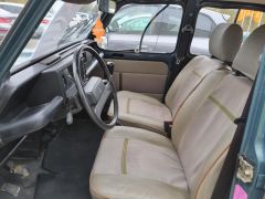 Louer une RENAULT 4L de de 1992 (Photo 4)