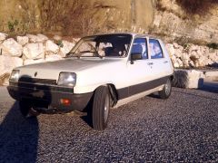 Louer une RENAULT 5 GTL de 1980 (Photo 0)