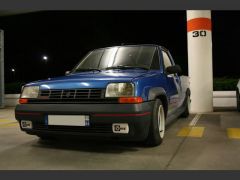 Louer une RENAULT 5 Pick Up de de 1987 (Photo 3)