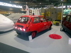 Louer une RENAULT 5 TL Pompier de de 1977 (Photo 3)