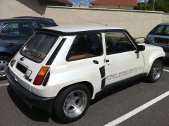 Louer une RENAULT 5 Turbo 2 de de 1983 (Photo 2)