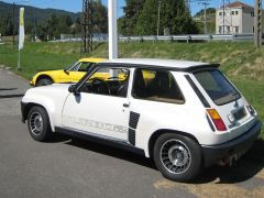 Louer une RENAULT 5 Turbo 2 de de 1983 (Photo 4)