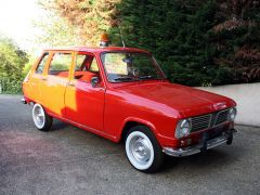 Louer une RENAULT 6 Pompier de de 1973 (Photo 2)