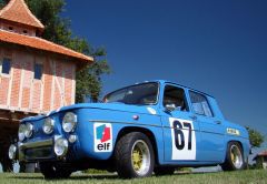 Louer une RENAULT 8 Gordini 1300 de de 1967 (Photo 1)