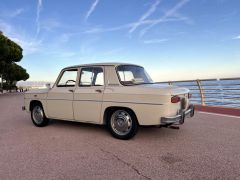 Louer une RENAULT 8 Major de de 1965 (Photo 2)