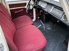 Louer une RENAULT 8 Major de de 1965 (Photo 4)
