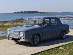 Louer une RENAULT 8 Major de de 1968 (Photo 1)