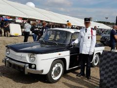 RENAULT 8 Police Pie de 1964 en location pour mariage dans les Hauts-de-Seine