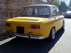 Louer une RENAULT 8 S de de 1969 (Photo 2)