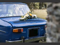 Louer une RENAULT 8 de de 1967 (Photo 4)