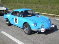 Louer une RENAULT Alpine A110 de de 1967 (Photo 1)