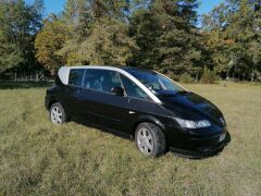 Louer une RENAULT Avantime de de 2000 (Photo 2)
