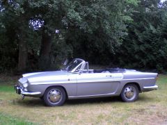 Louer une RENAULT Caravelle 1100 S de de 1965 (Photo 2)