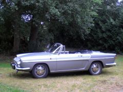 Louer une RENAULT Caravelle 1100 S de de 1965 (Photo 2)