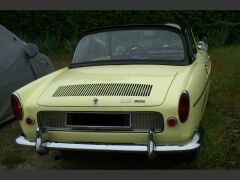 Louer une RENAULT Caravelle de de 1963 (Photo 2)