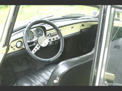 Louer une RENAULT Caravelle de de 1963 (Photo 4)