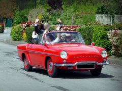 Louer une RENAULT Caravelle de de 1965 (Photo 3)