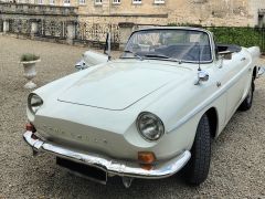 Louer une RENAULT Caravelle de de 1967 (Photo 2)