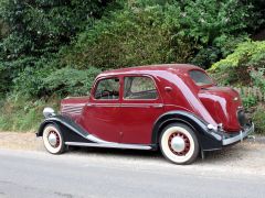 Louer une RENAULT Celtaquatre de de 1937 (Photo 3)